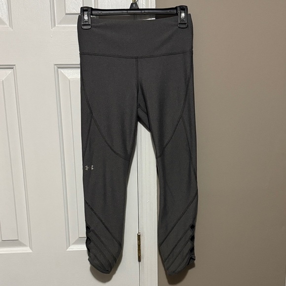 Under Armour Pants - Under Armour Charcoal Cropped Leggings